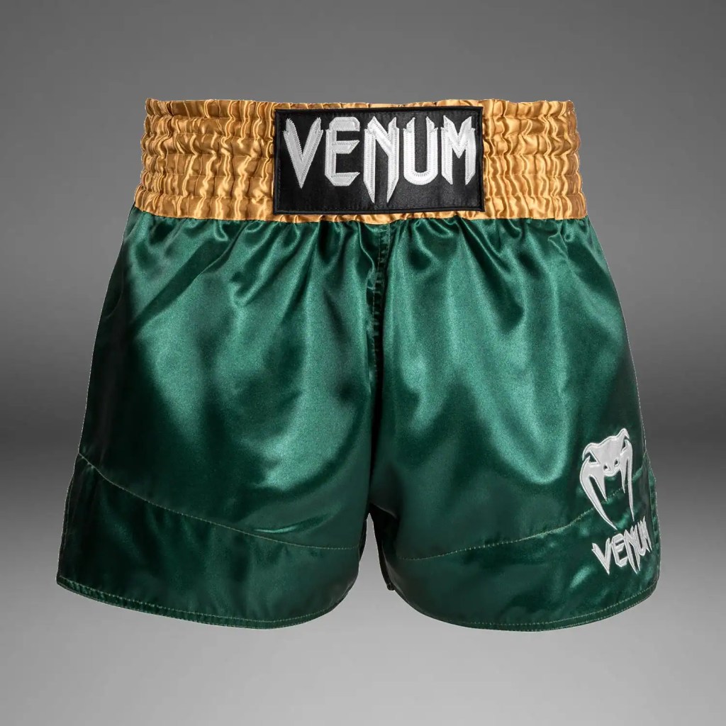 Short de Muay Thai Venum Classic coupe traditionnelle thaïlandaise