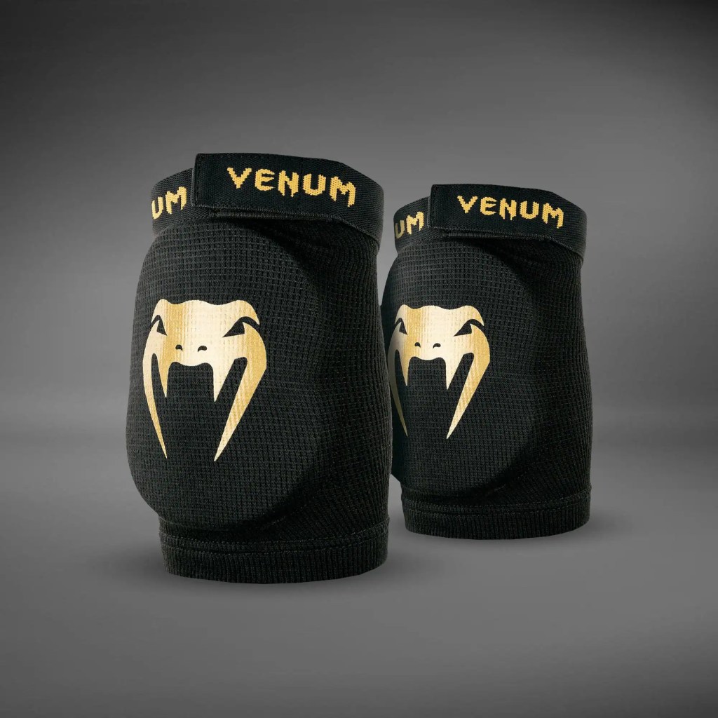 Coudières Venum Kontact protection coude Muay Thai et MMA