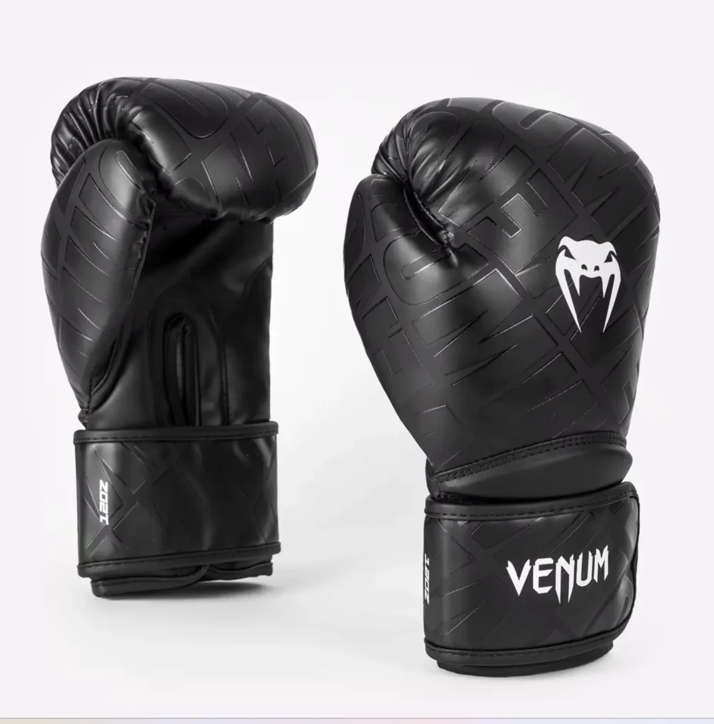 Gants de boxe Venum Contender 1.5 noirs blancs débutants entraînement sac frappe
