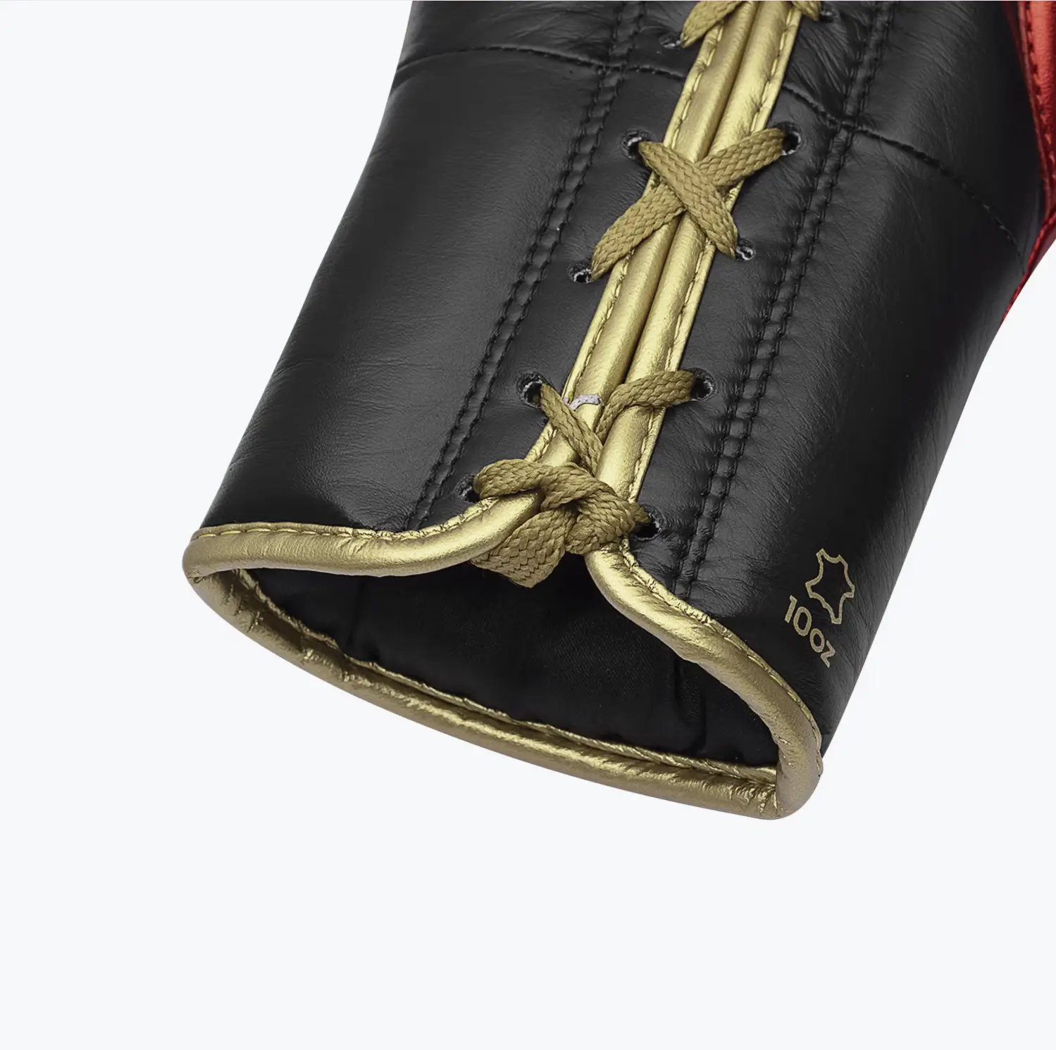 Détails lacets gant boxe Adidas 10oz