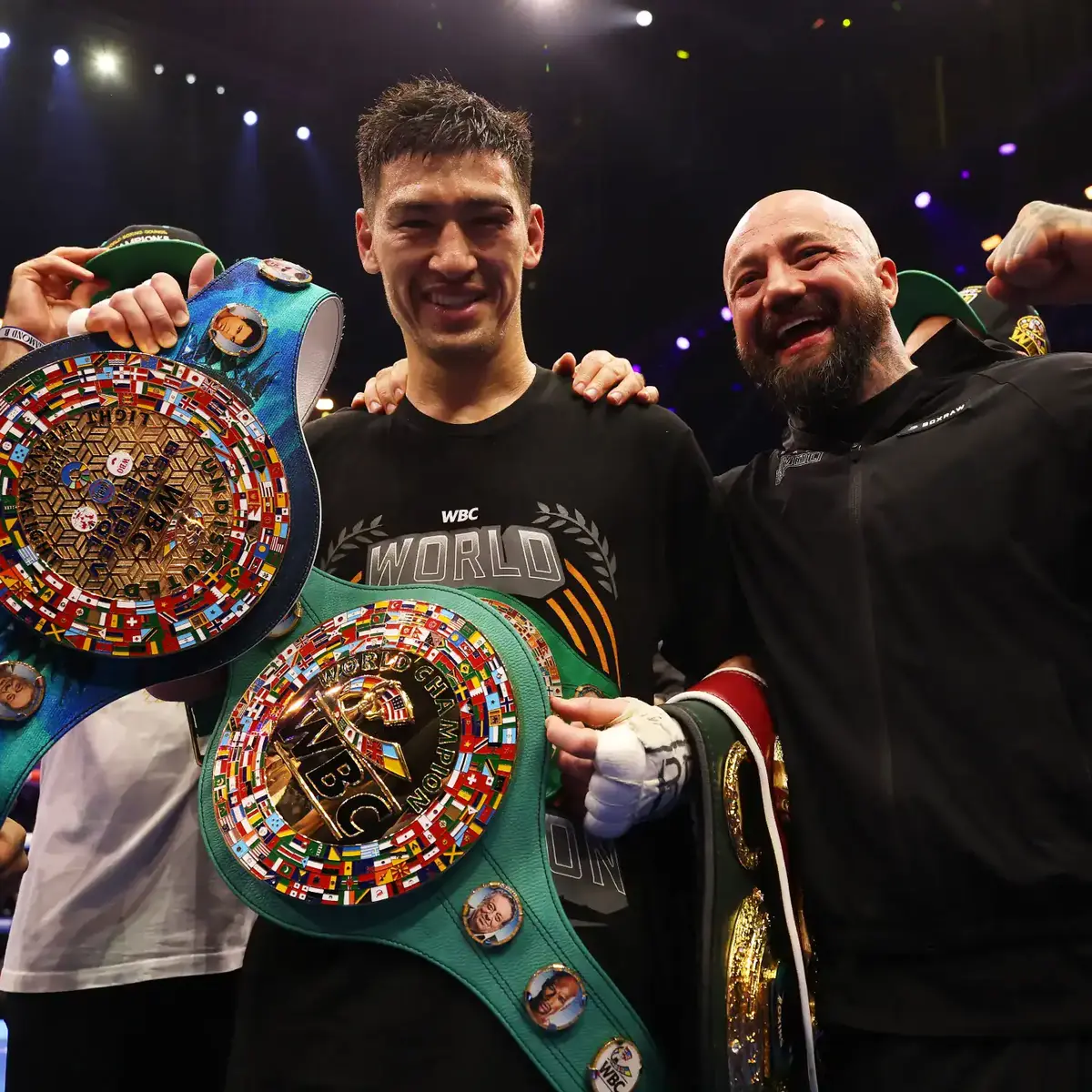 Dmitry Bivol — champion du monde WBC ceintures boxe