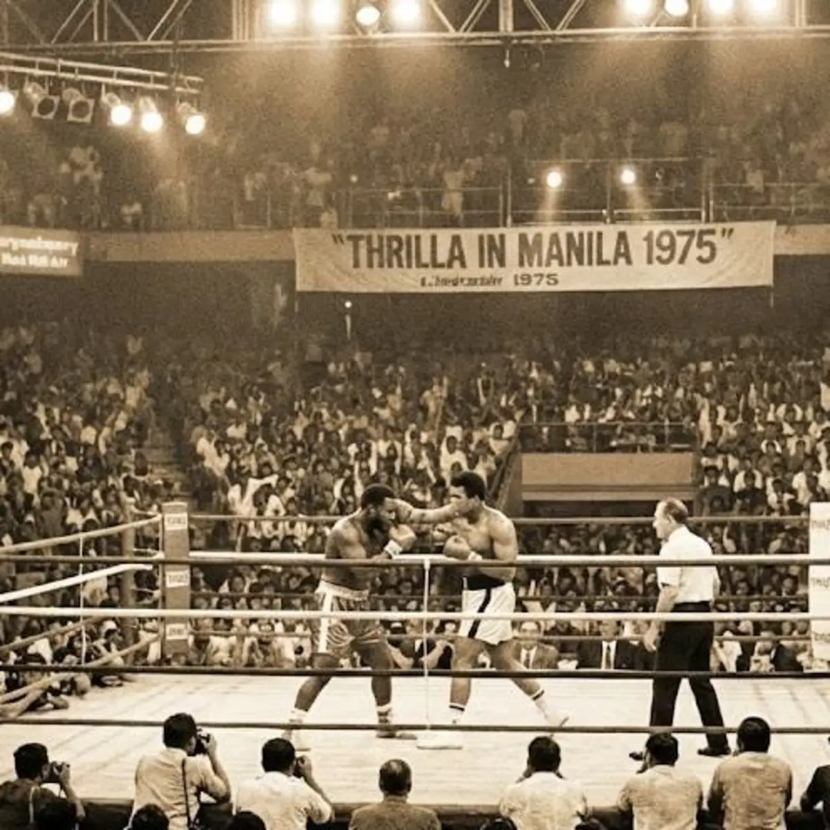 Muhammad Ali vs Joe Frazier Thrilla in Manila 1975 - combat le plus brutal de l'histoire des poids lourds