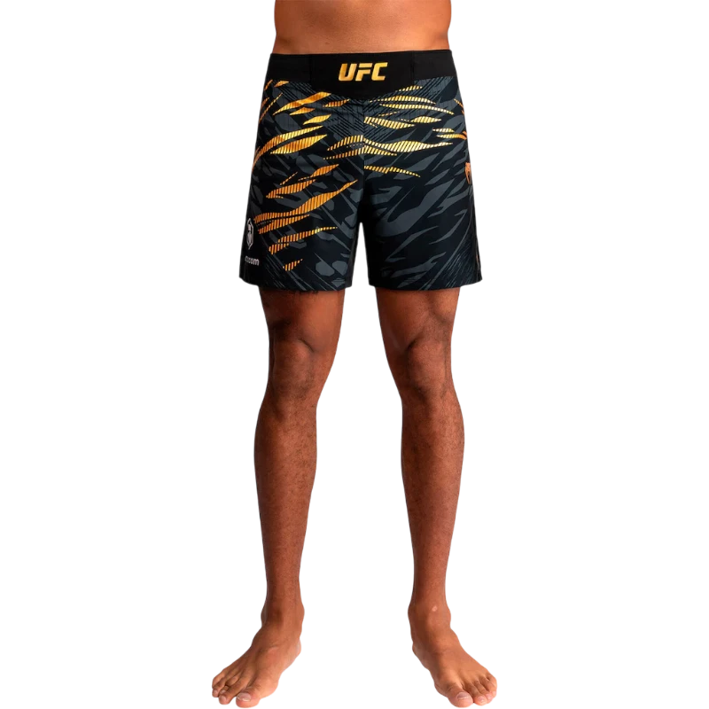 UFC Fusion by Venum Fight Short noir gold
