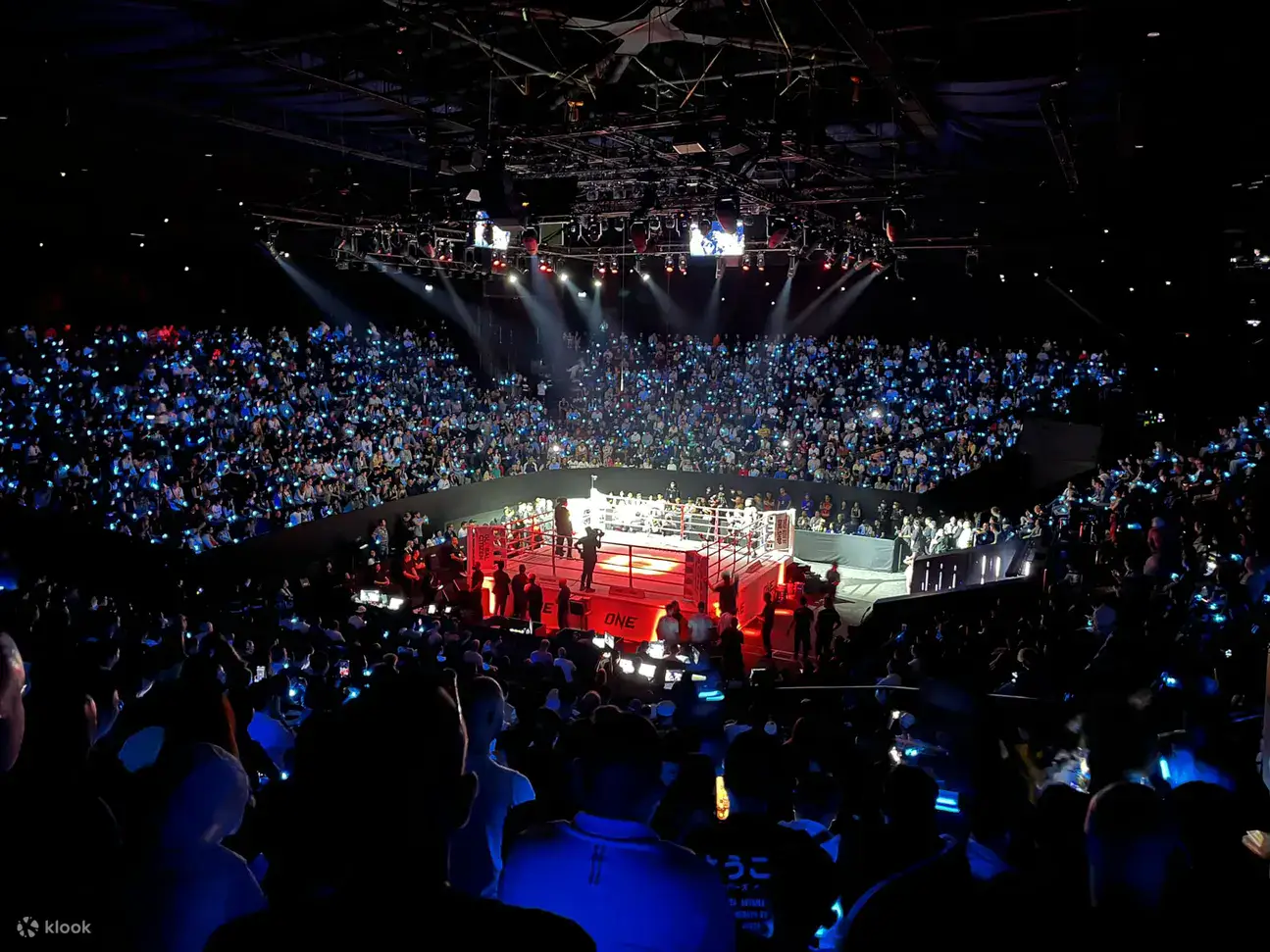 Ambiance électrique ONE Championship Lumpinee