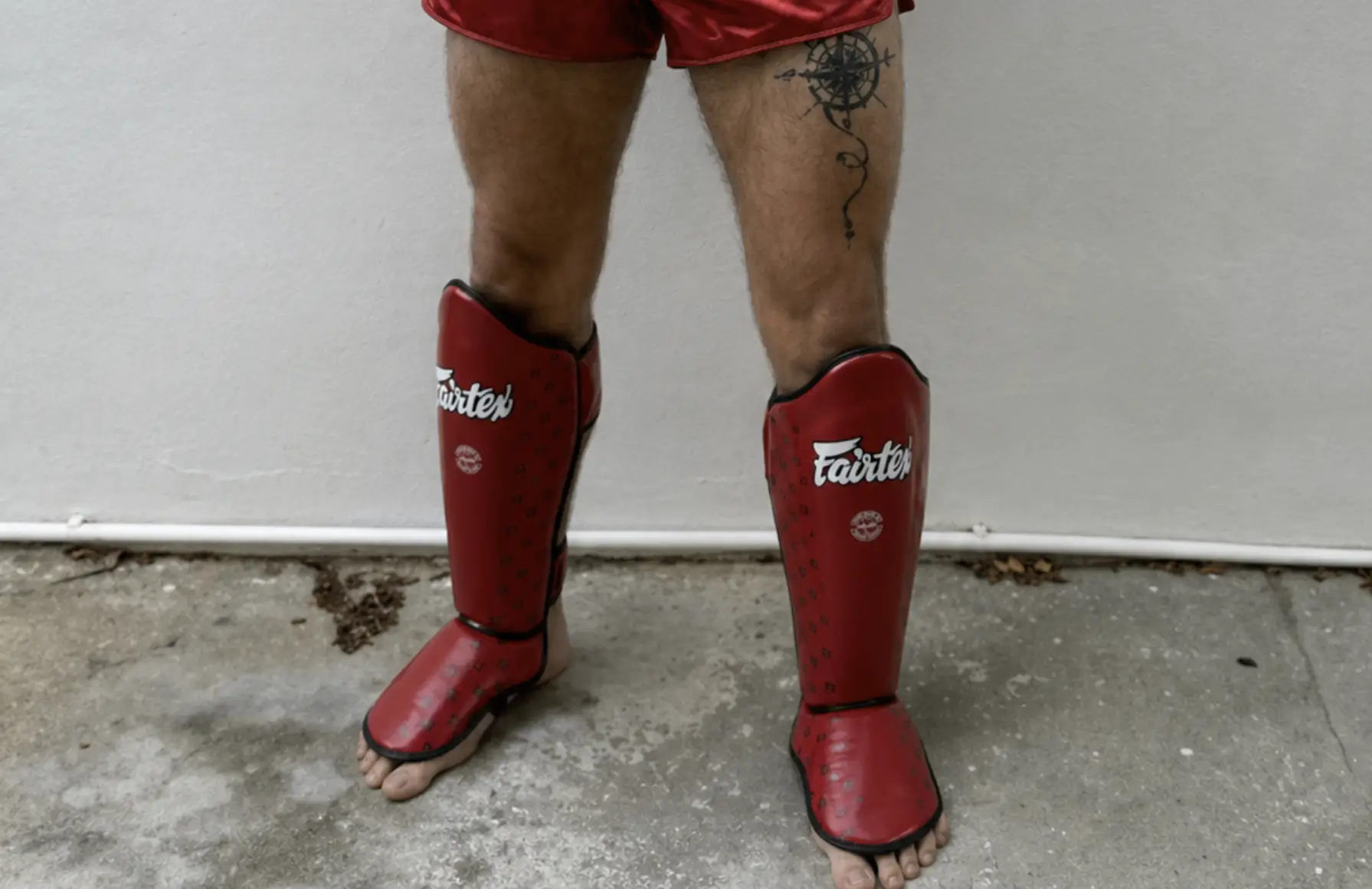 Jules Lieuron porte le protège-tibia Fairtex SP5 test terrain Thaïlande