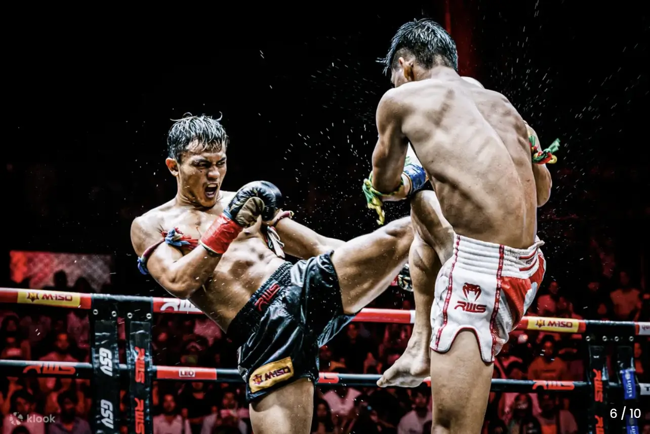 Combat RWS Muay Thai au Rajadamnern Stadium Bangkok — open scoring en direct