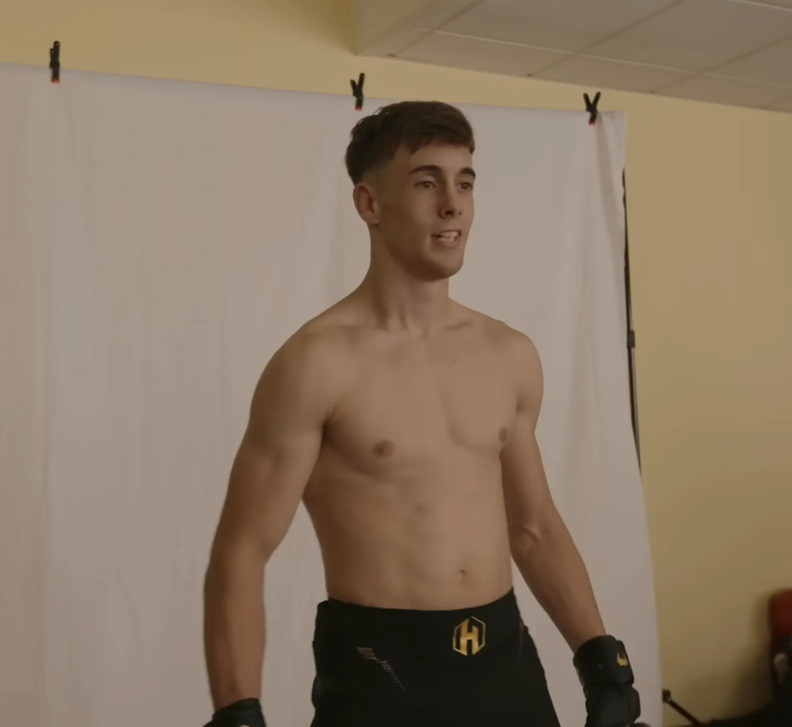 Paul Dena combattant MMA français Hexagone MMA
